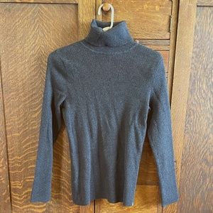 Eddie Bauer ribbed turtleneck